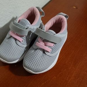 Toddler Girls Size 8 Grey Pink No No Tie Laces with Velcro Strap Tennis Shoe